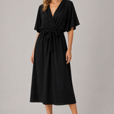 Cara – cocktailjurk met halternek en asymmetrische zoom voor dames